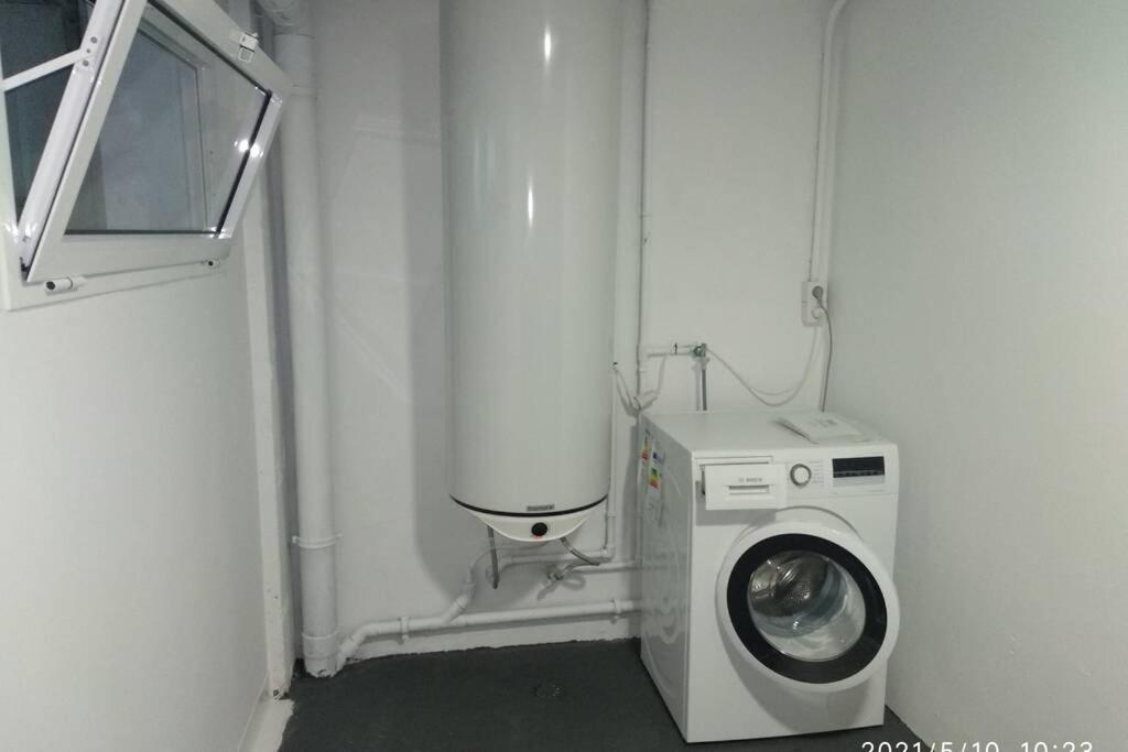 Apartamentos Yeik 101 ムシア エクステリア 写真