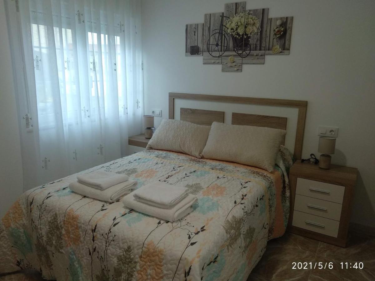 Apartamentos Yeik 101 ムシア エクステリア 写真